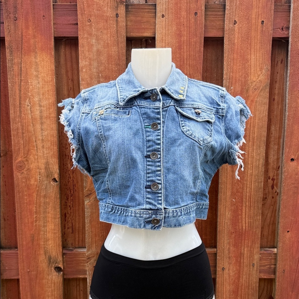 Chiqle Frayed Denim Crop Jeans Jacket Size L